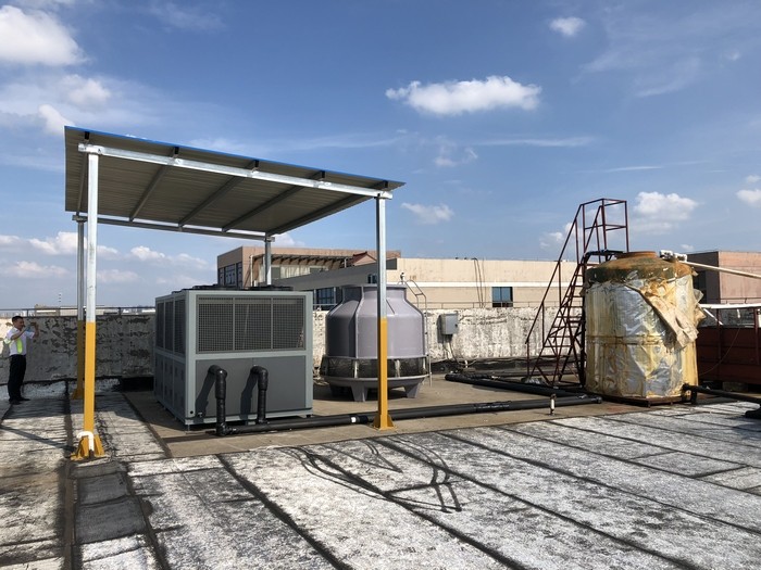 大型風冷冷水機客戶現場